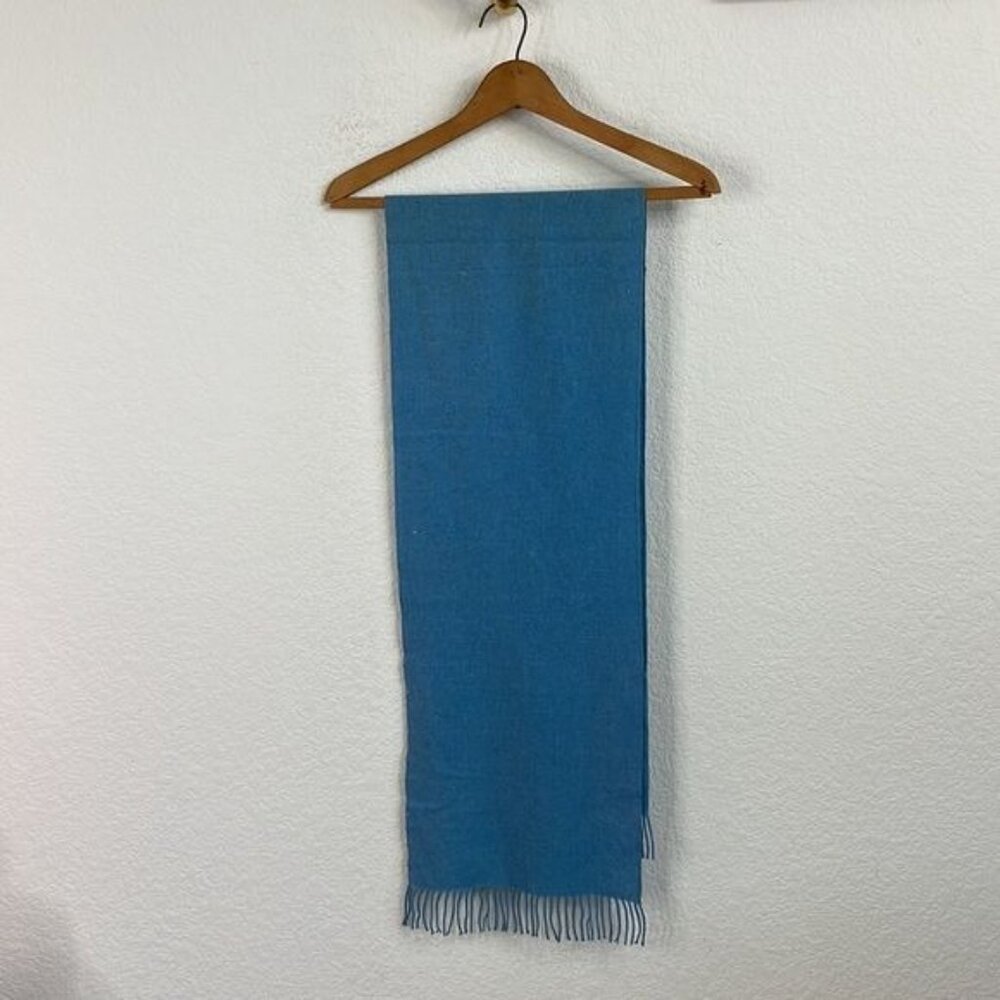 VTG Cashmere Snow Lotus Fringe Scarf - Picture 3 of 4